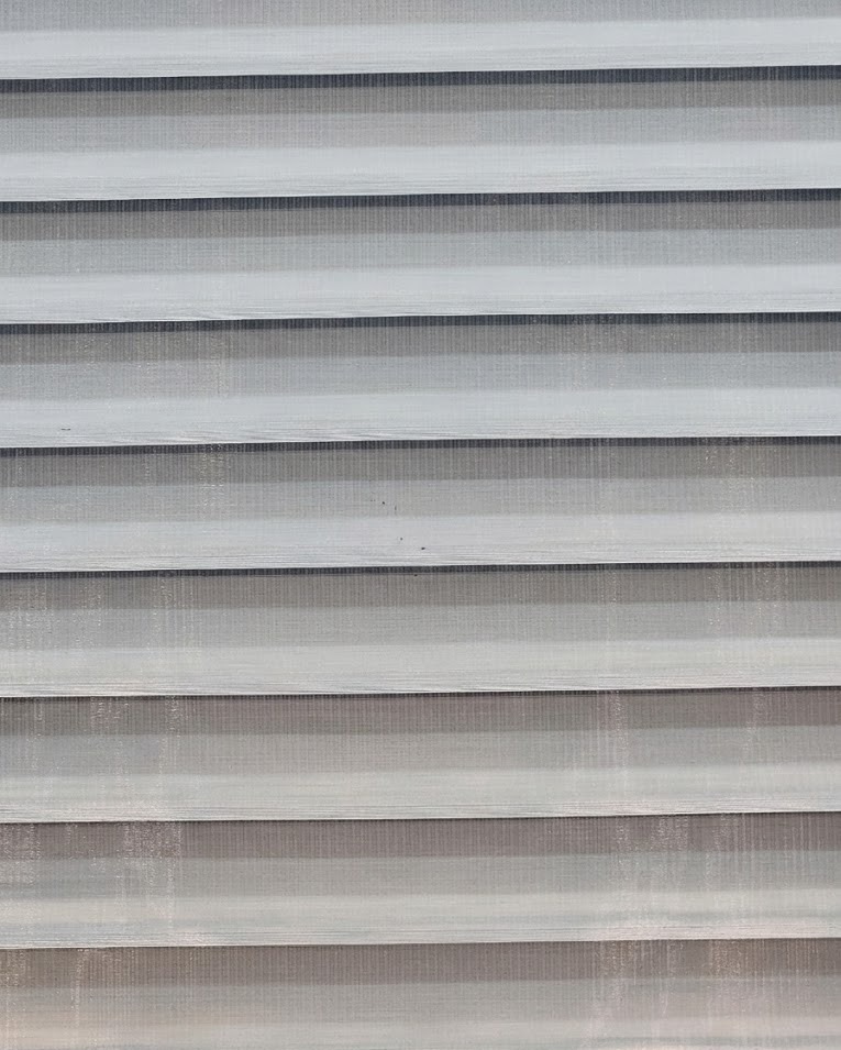 Simple horizontal lines Zebra Blinds